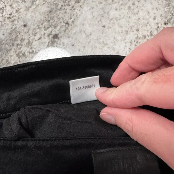 Paige Cindy Straight Pant 29 Black Velvet - Picture 12 of 12